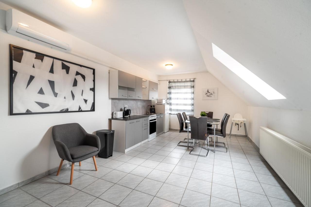 Grand Apartmanhaz Gyenesdias